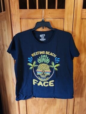 Half It Black Logo Graphic Tee